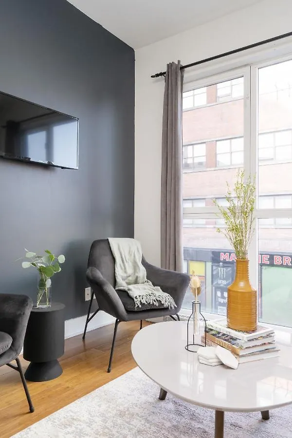 Hotel-Apart Prince Arthur Montreal Canada