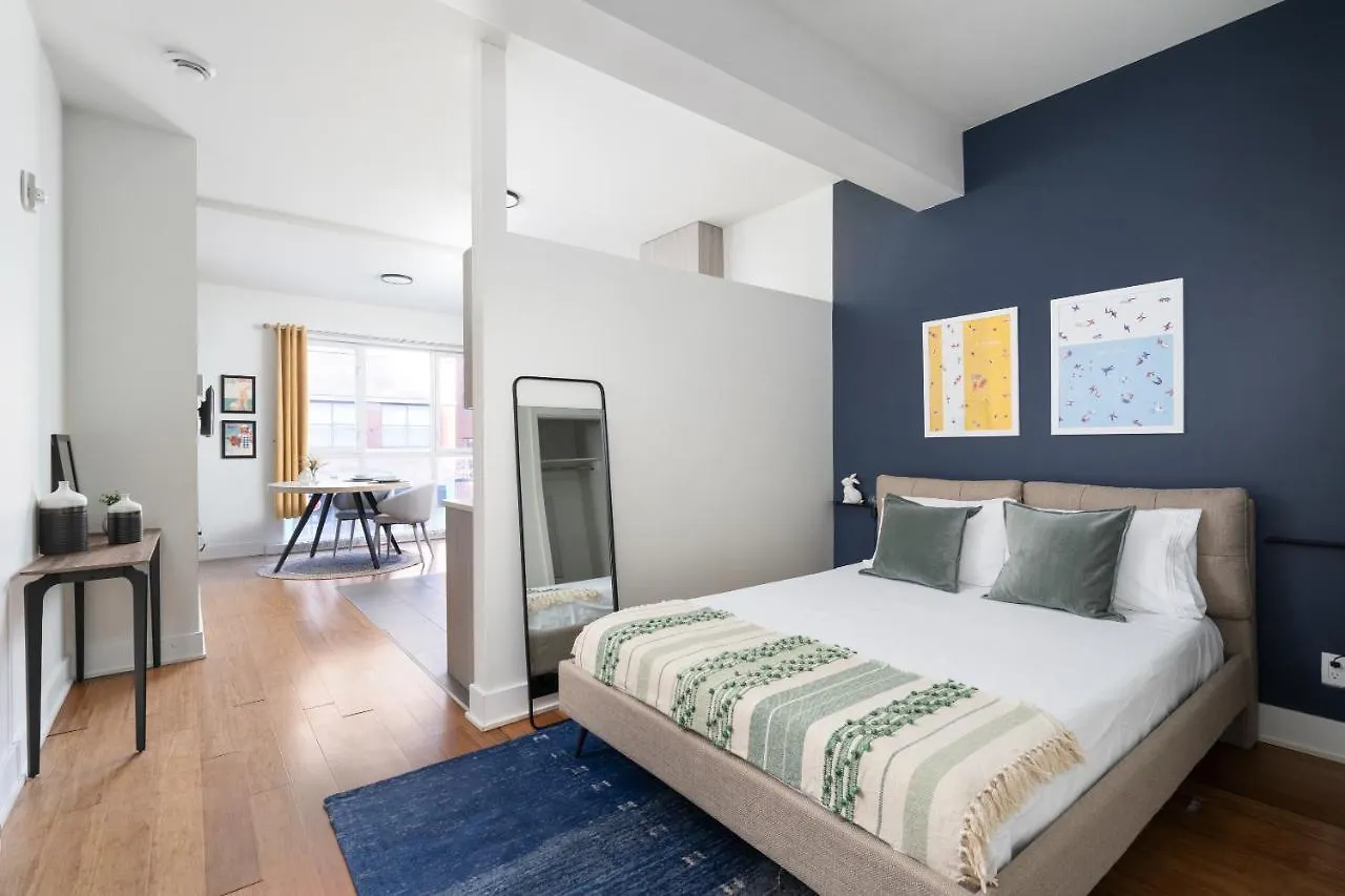 Hotel-Apart Prince Arthur Montreal Canada