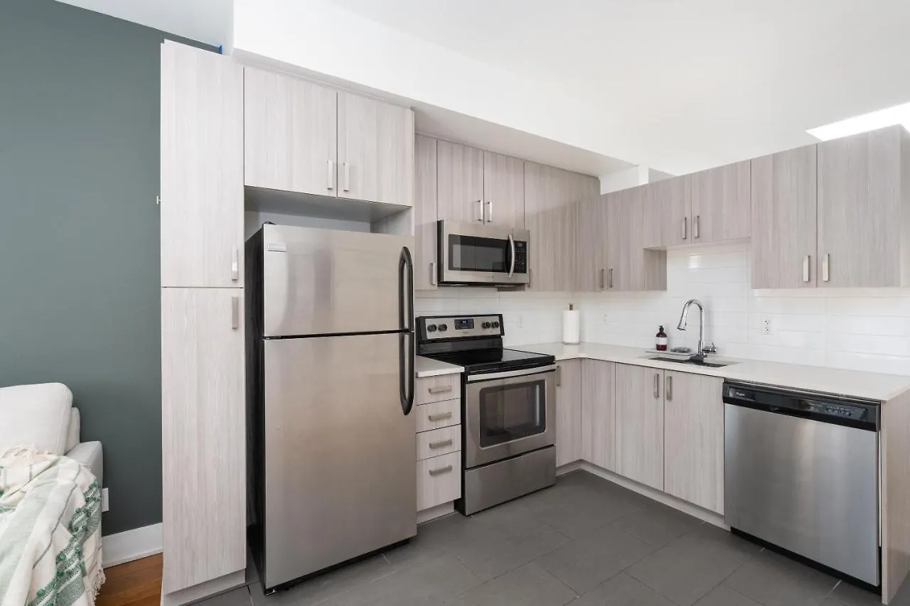 Apartment Hotel-Apart Prince Arthur Montreal Canada
